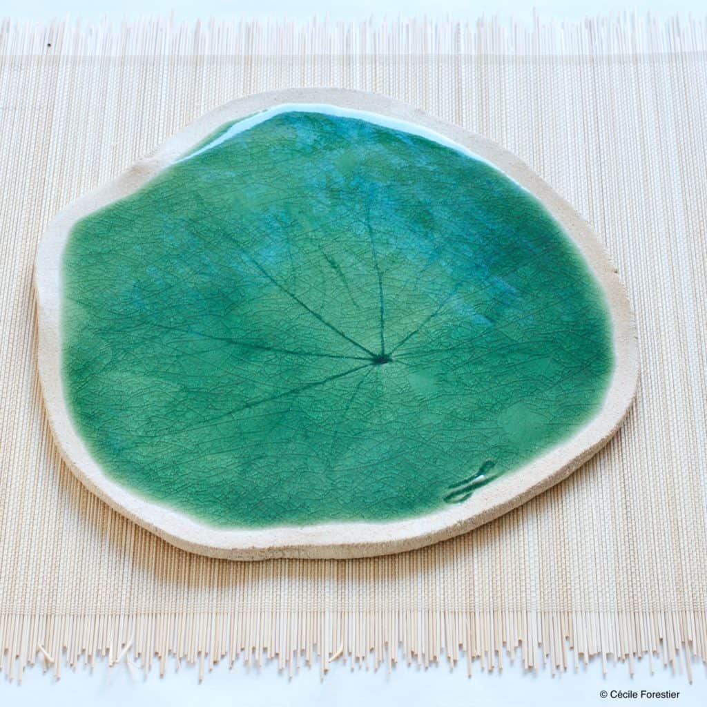 plateau empreinte feuille poterie céramique