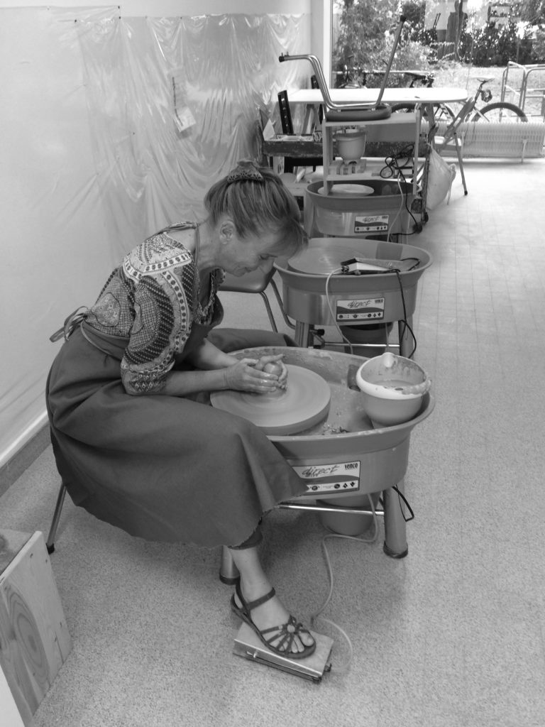 laurence roussel potière céramiste tour atelier potière