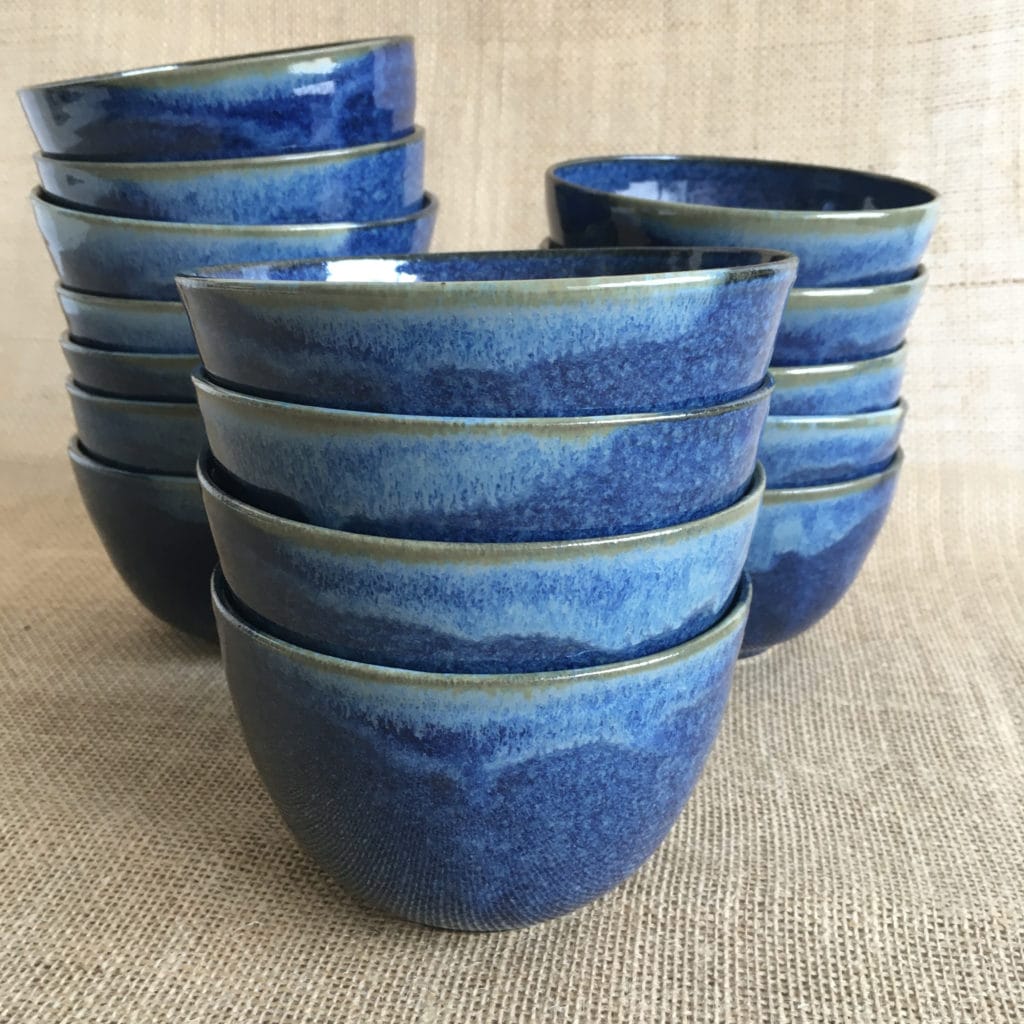 bols empilé bleus nuance vert