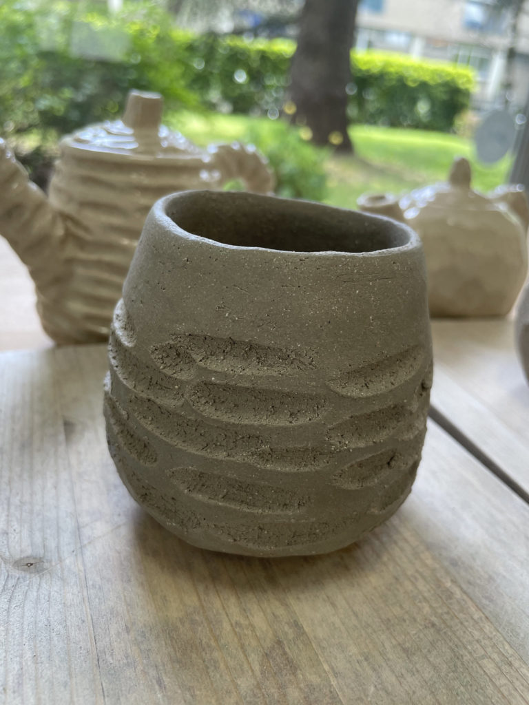 théière et tasse kurinuki